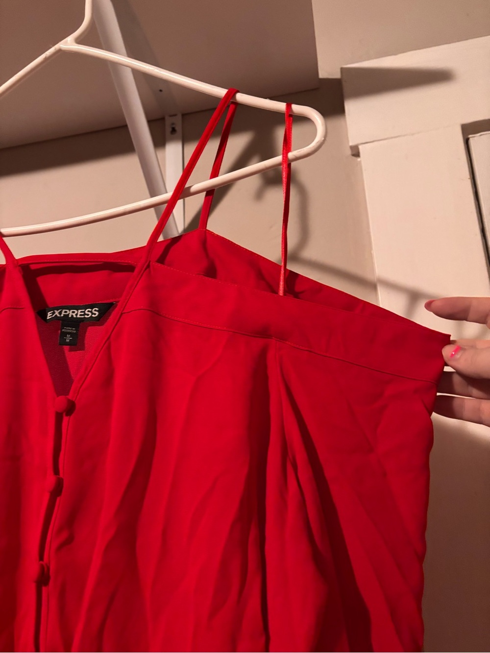 Express Red Cold-Shoulder Button-Front Top - Picture 4 of 7